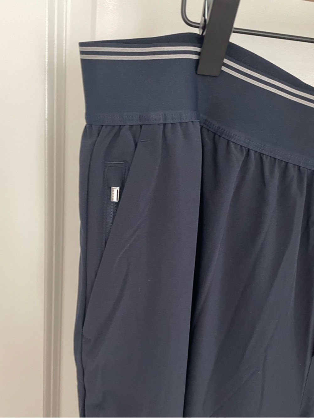Athleta Stratosphere High Rise Wide Leg Pants Size 1X Athleisure Travel.  22 - Picture 3 of 9